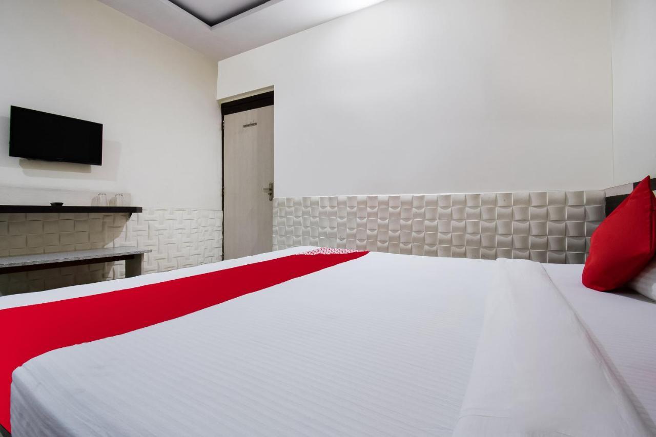מוזאפרפור Oyo 44287 Hotel Aarav Plaza מראה חיצוני תמונה